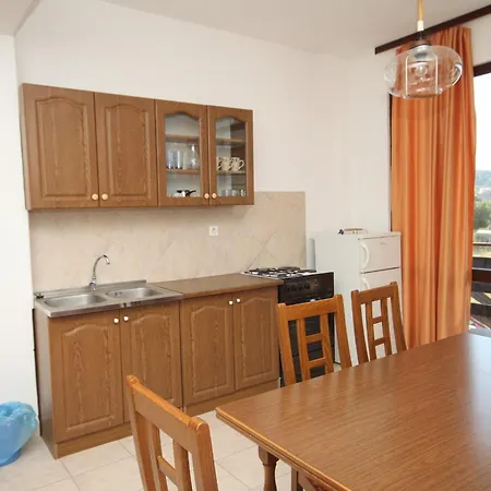 Apartment Nevidjane 8401a *